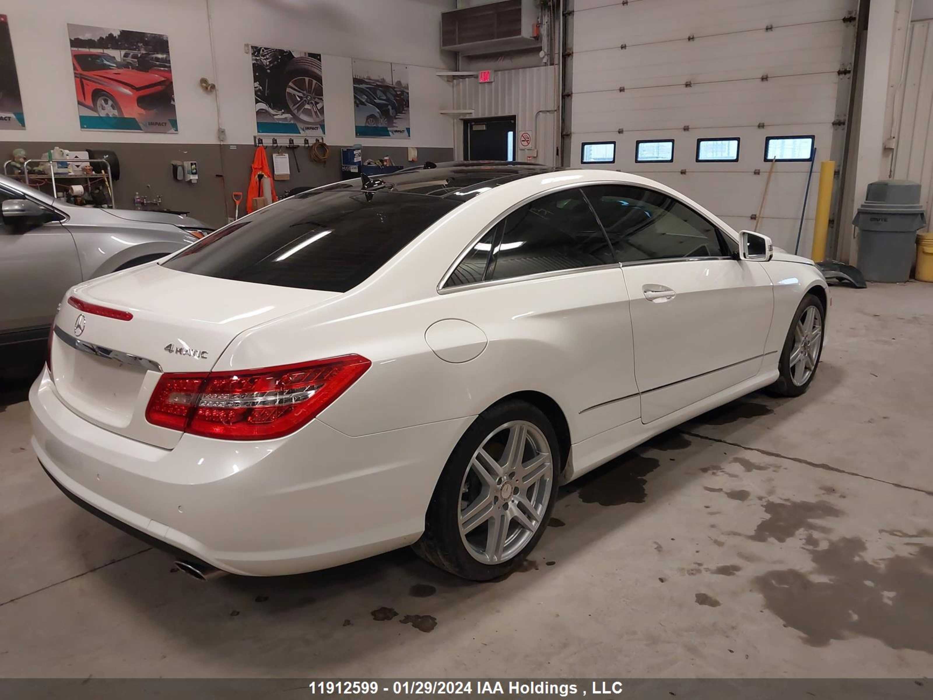 Photo 3 VIN: WDDKJ8JBXCF177618 - MERCEDES-BENZ E-KLASSE 