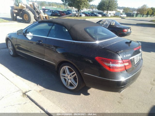 Photo 2 VIN: WDDKK5GF1BF065388 - MERCEDES-BENZ E-CLASS 