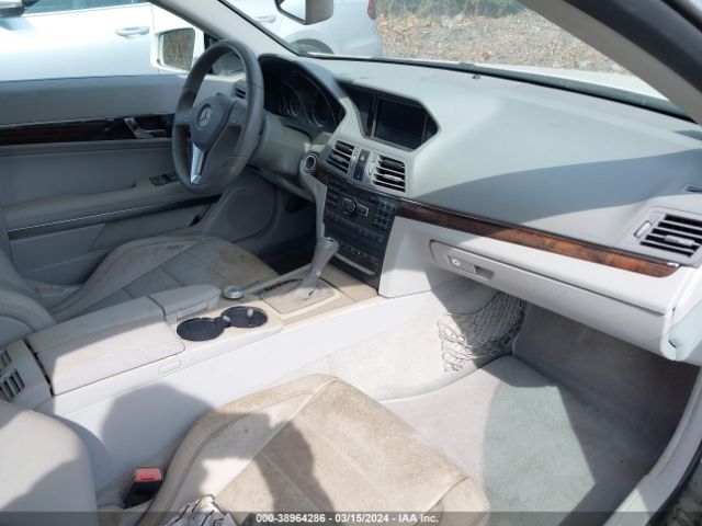 Photo 4 VIN: WDDKK5KF1CF147386 - MERCEDES-BENZ E 350 