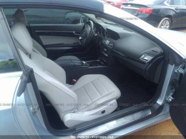 Photo 4 VIN: WDDKK5KF2EF233695 - MERCEDES-BENZ E-CLASS 