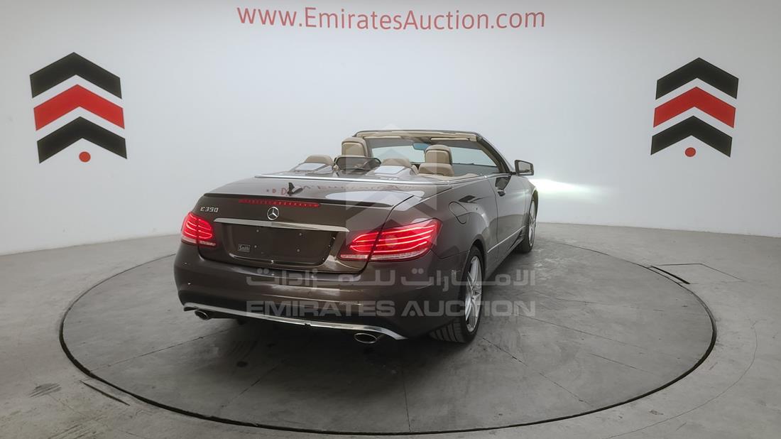 Photo 22 VIN: WDDKK5KF4DF204469 - MERCEDES-BENZ E 350 