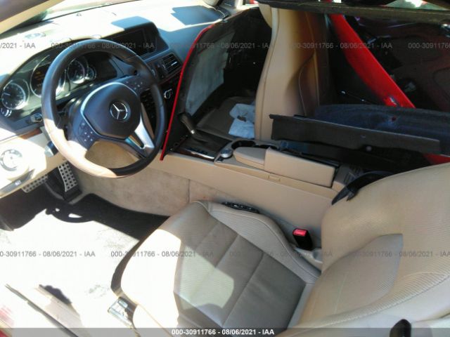 Photo 4 VIN: WDDKK5KF8CF147921 - MERCEDES-BENZ E-CLASS 