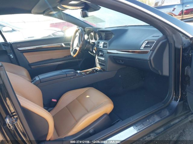 Photo 4 VIN: WDDKK6FF7FF298365 - MERCEDES-BENZ E 400 