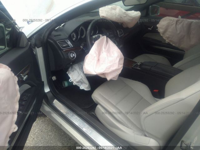 Photo 4 VIN: WDDKK6FF9HF359704 - MERCEDES-BENZ E-CLASS 