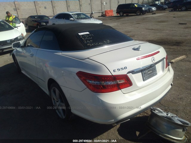 Photo 2 VIN: WDDKK7CF7BF071763 - MERCEDES-BENZ E-CLASS 