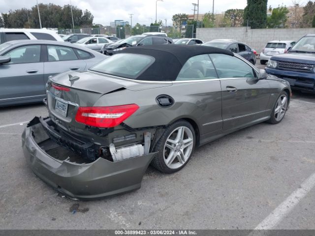 Photo 3 VIN: WDDKK7DF6CF166850 - MERCEDES-BENZ E 550 