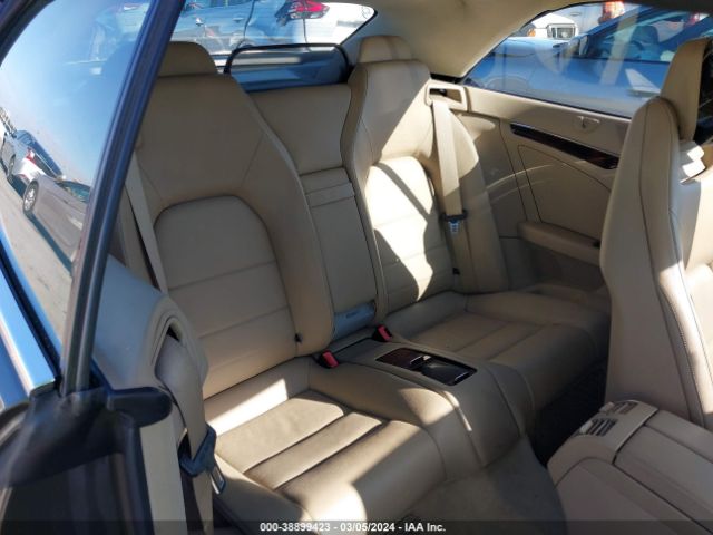 Photo 7 VIN: WDDKK7DF6CF166850 - MERCEDES-BENZ E 550 