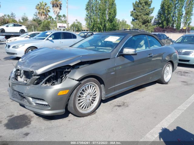 Photo 1 VIN: WDDKK7DF7CF149426 - MERCEDES-BENZ E 550 