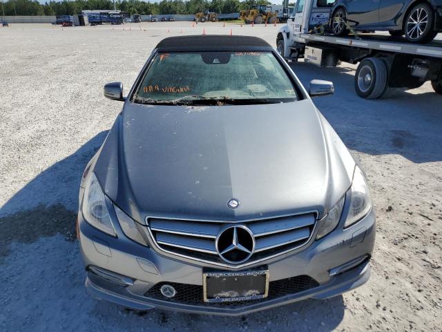 Photo 4 VIN: WDDKK7DF9DF211040 - MERCEDES-BENZ E 550 