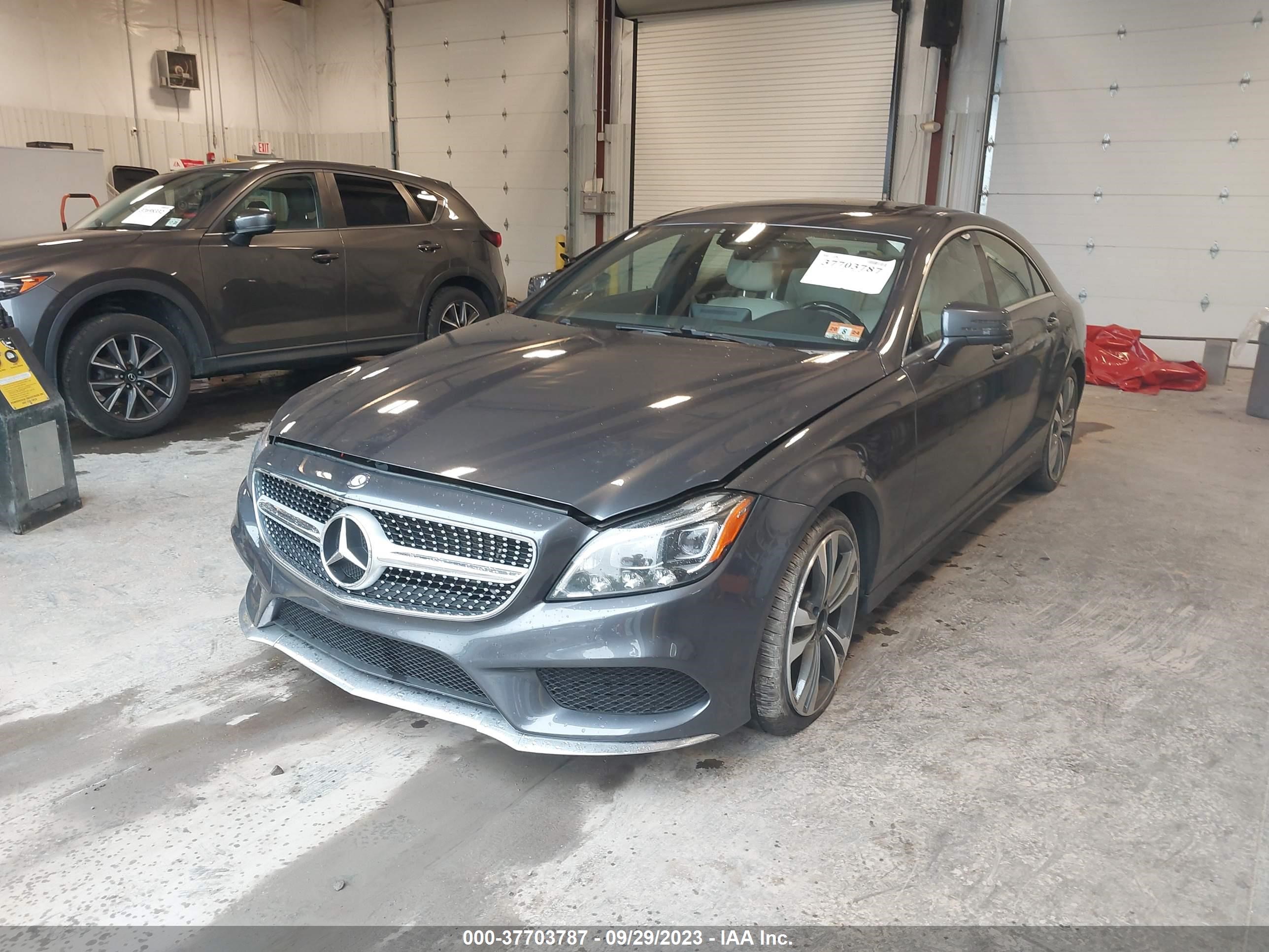 Photo 1 VIN: WDDLJ6HB1FA143096 - MERCEDES-BENZ CLS-KLASSE 