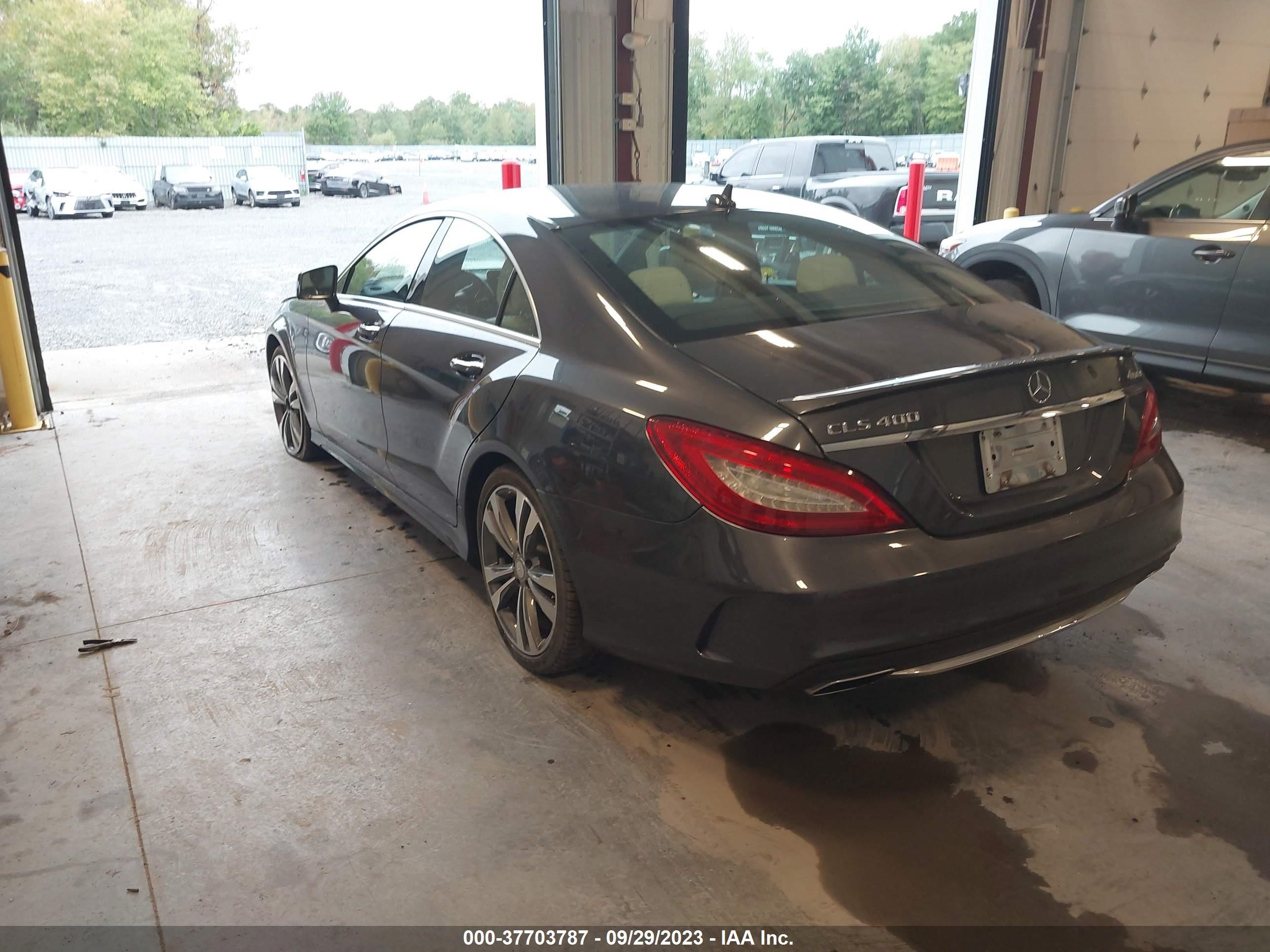 Photo 2 VIN: WDDLJ6HB1FA143096 - MERCEDES-BENZ CLS-KLASSE 