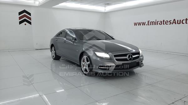 Photo 9 VIN: WDDLJ7DB1CA015562 - MERCEDES-BENZ CLS 500 