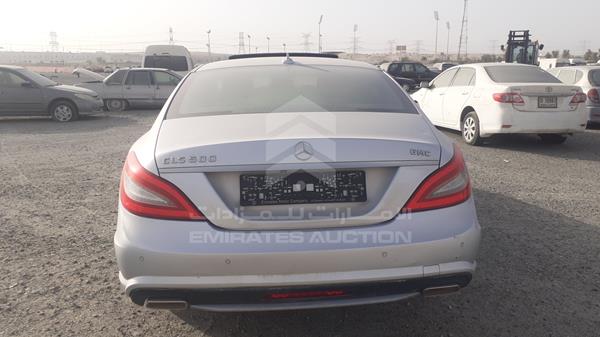 Photo 10 VIN: WDDLJ7DB6CA027609 - MERCEDES-BENZ CLS 500 