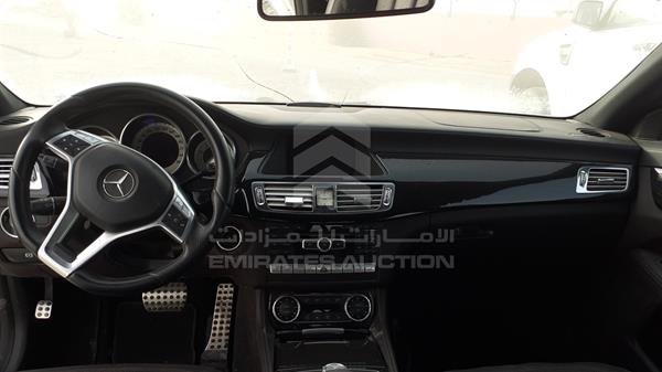 Photo 18 VIN: WDDLJ7DB6CA027609 - MERCEDES-BENZ CLS 500 