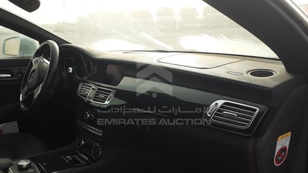 Photo 27 VIN: WDDLJ7DB6CA027609 - MERCEDES-BENZ CLS 500 