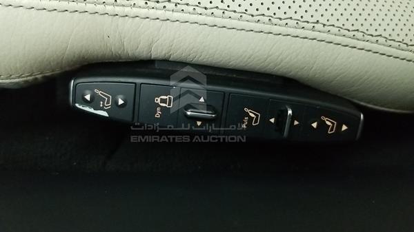 Photo 20 VIN: WDDLJ7DB7CA012472 - MERCEDES-BENZ CLS 550 