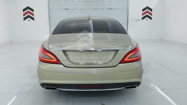 Photo 8 VIN: WDDLJ7DB7CA012472 - MERCEDES-BENZ CLS 550 