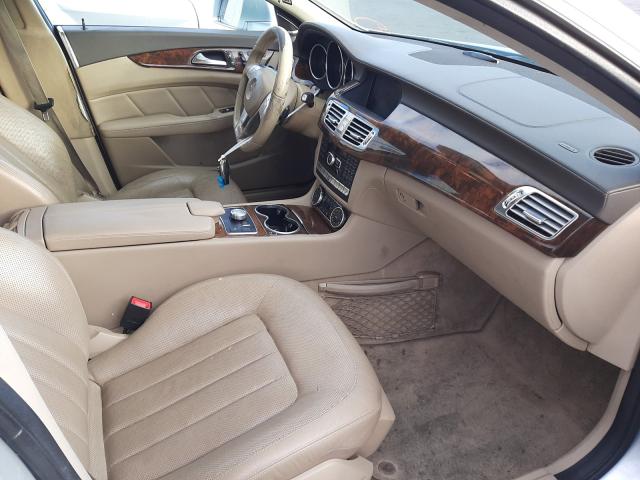 Photo 4 VIN: WDDLJ7DB7DA067411 - MERCEDES-BENZ CLS 550 