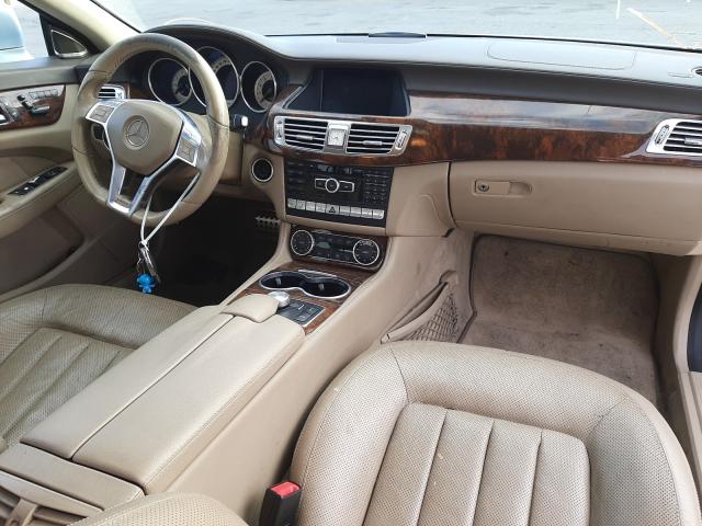 Photo 8 VIN: WDDLJ7DB7DA067411 - MERCEDES-BENZ CLS 550 