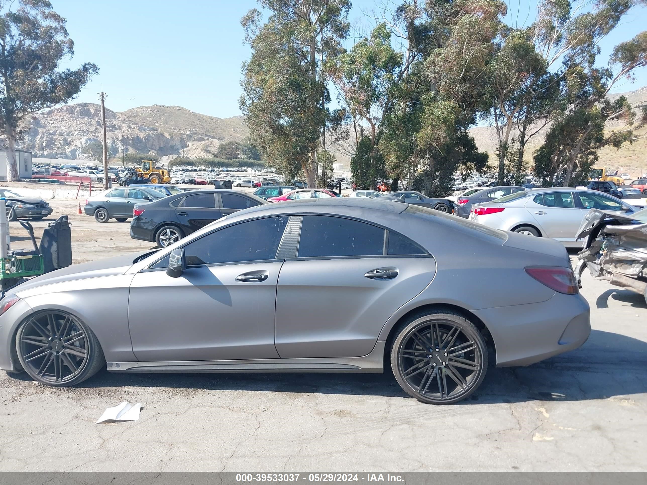 Photo 13 VIN: WDDLJ7DB7FA157631 - MERCEDES-BENZ CLS-KLASSE 