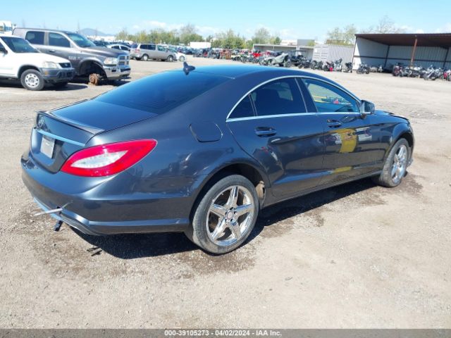 Photo 3 VIN: WDDLJ7DB9DA070973 - MERCEDES-BENZ CLS 550 