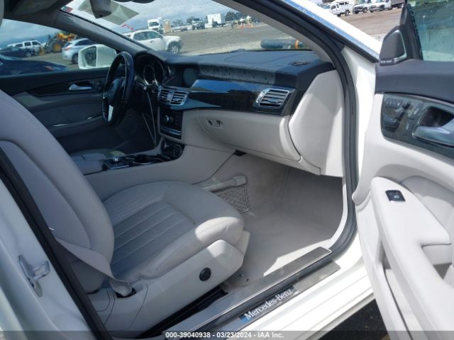 Photo 4 VIN: WDDLJ7DB9EA127691 - MERCEDES-BENZ CLS 550 