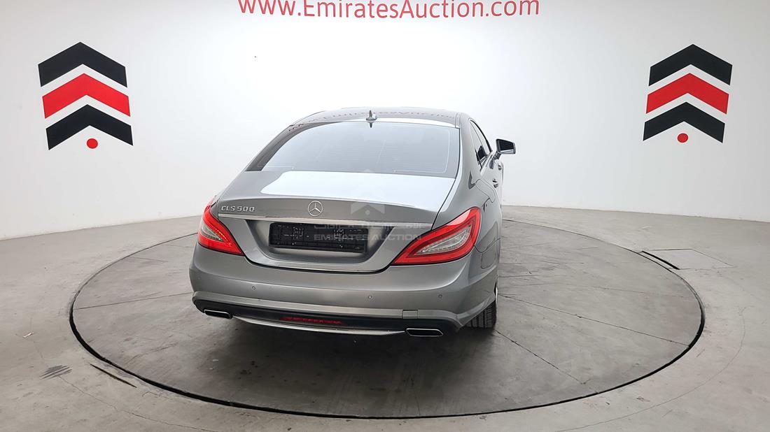 Photo 9 VIN: WDDLJ7DBXCA016290 - MERCEDES CLS 