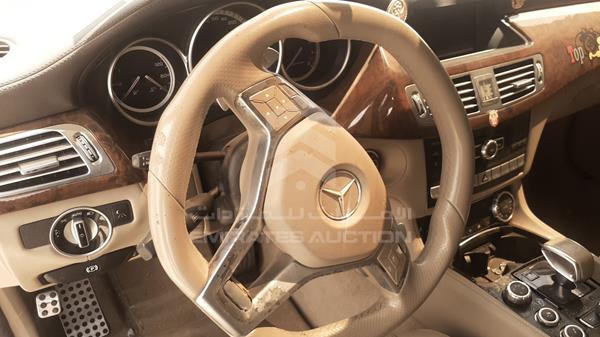 Photo 10 VIN: WDDLJ7EB9CA022998 - MERCEDES-BENZ CLS 63 