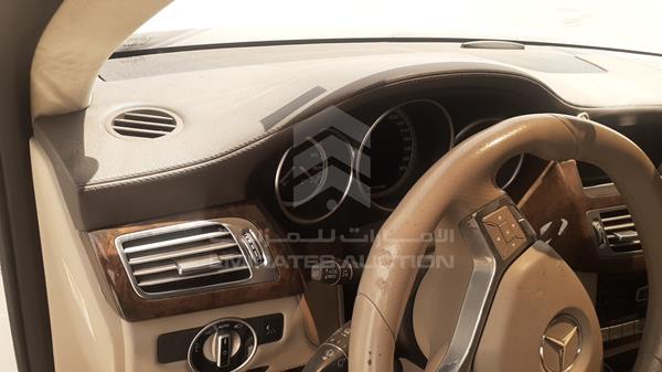 Photo 8 VIN: WDDLJ7EB9CA022998 - MERCEDES-BENZ CLS 63 