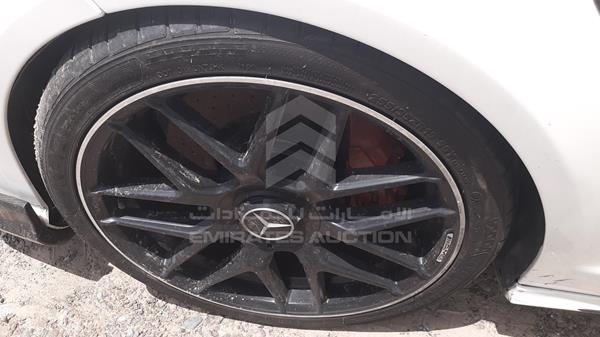 Photo 32 VIN: WDDLJ7EBXCA015204 - MERCEDES-BENZ CLS 63 