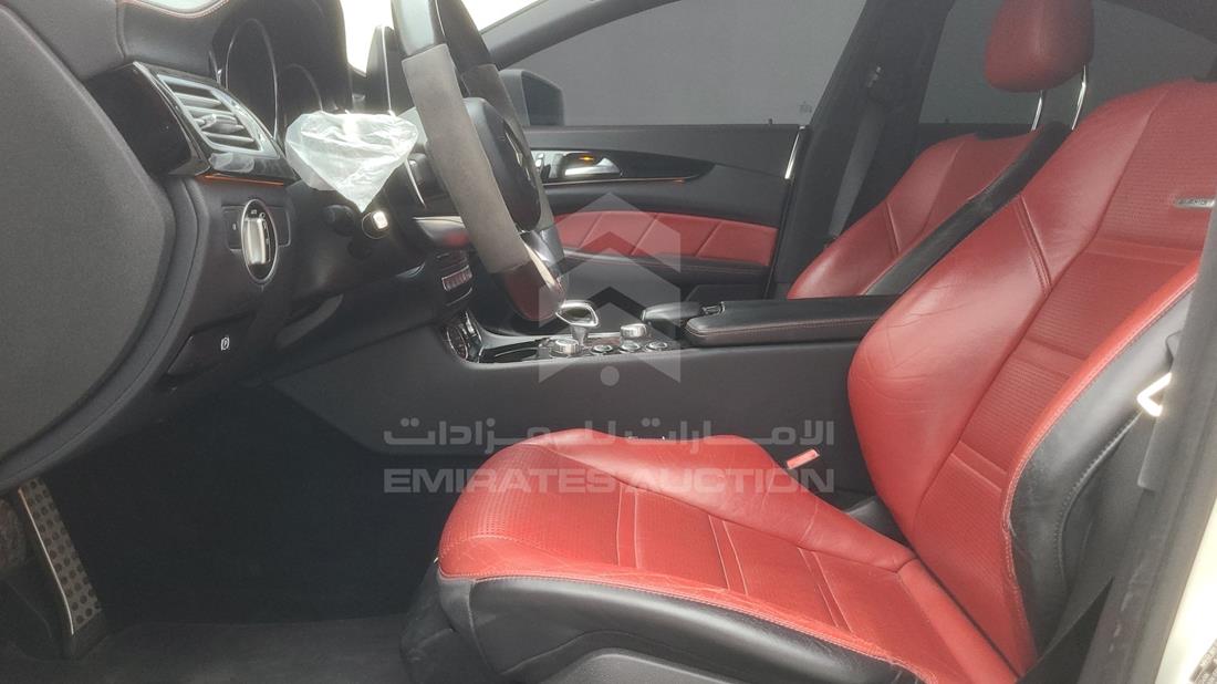 Photo 17 VIN: WDDLJ7GB5FA132125 - MERCEDES CLS 