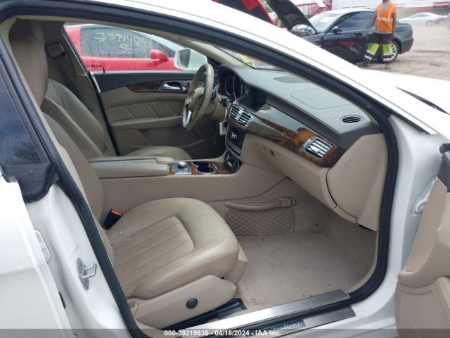 Photo 4 VIN: WDDLJ9BB0DA061125 - MERCEDES-BENZ CLS 550 