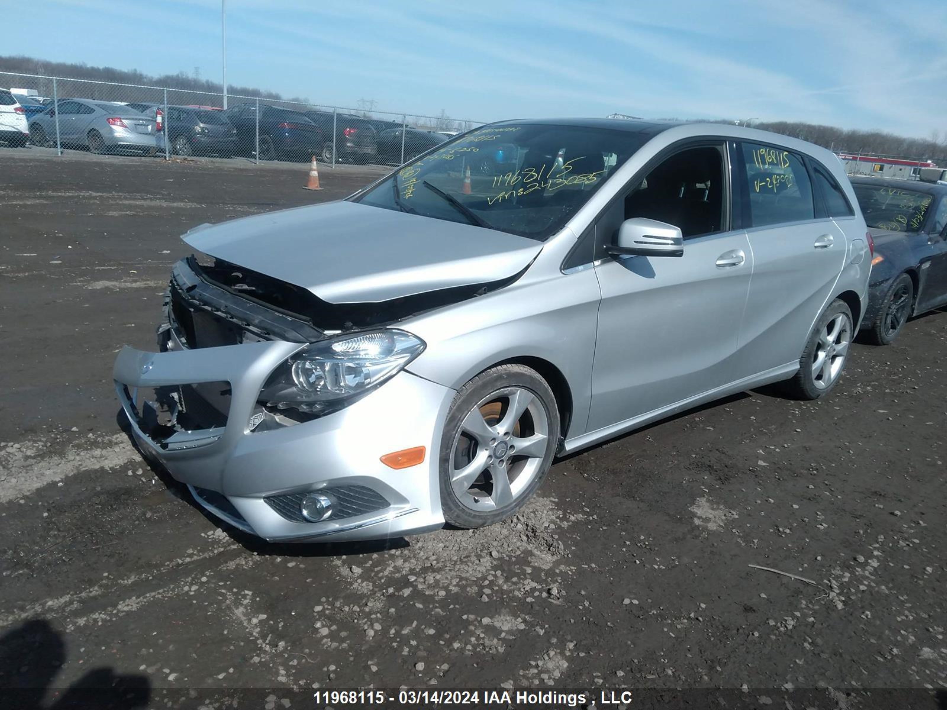 Photo 1 VIN: WDDMH4EB4EJ243085 - MERCEDES-BENZ NULL 