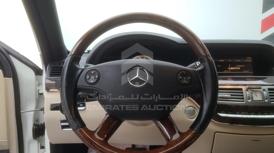 Photo 18 VIN: WDDNG56X37A133364 - MERCEDES S 