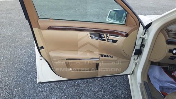 Photo 9 VIN: WDDNG5GB2BA351808 - MERCEDES-BENZ S 350 