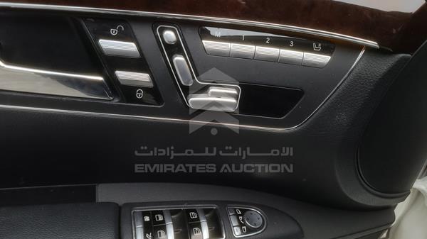 Photo 27 VIN: WDDNG5HB5CA478665 - MERCEDES-BENZ S 350 