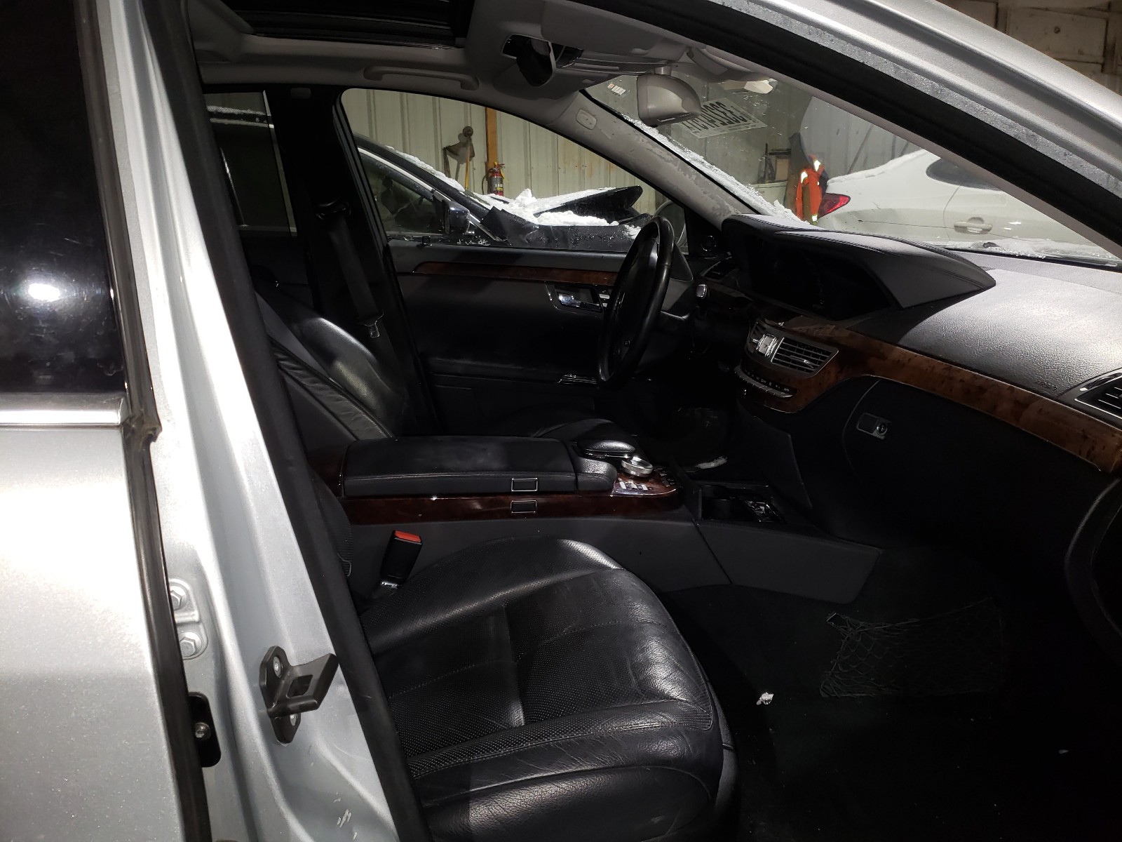 Photo 4 VIN: WDDNG71X07A086278 - MERCEDES-BENZ S 550 