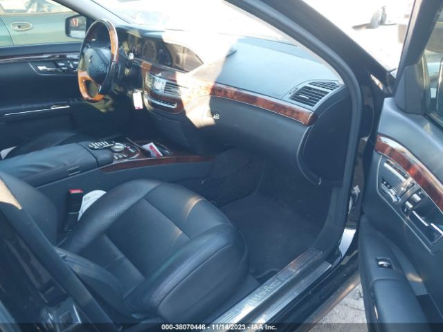 Photo 4 VIN: WDDNG7BB1BA415940 - MERCEDES-BENZ S-CLASS 