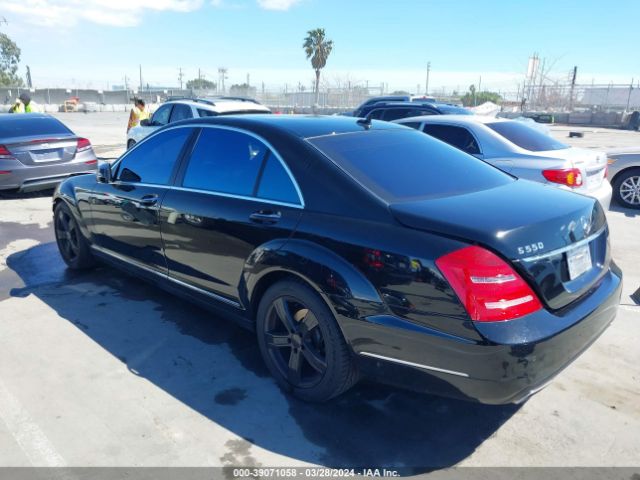 Photo 2 VIN: WDDNG7BB3BA361654 - MERCEDES-BENZ S 550 