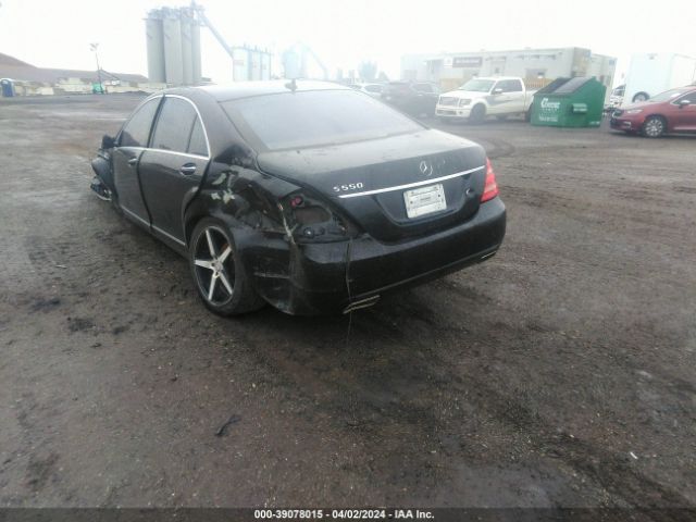 Photo 2 VIN: WDDNG7BB3BA388434 - MERCEDES-BENZ S 550 