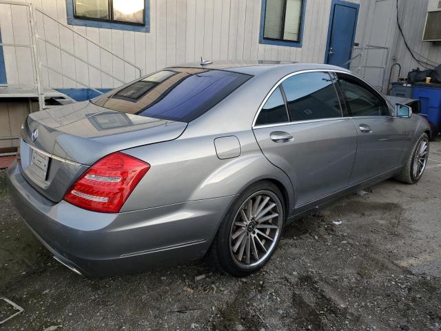 Photo 2 VIN: WDDNG7BB6AA296684 - MERCEDES-BENZ S 550 