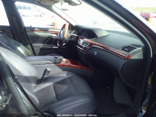 Photo 4 VIN: WDDNG7BB7AA292644 - MERCEDES-BENZ S 550 