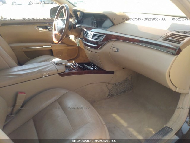 Photo 4 VIN: WDDNG7BB7AA324749 - MERCEDES-BENZ S-CLASS 