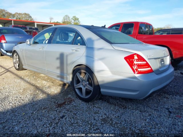 Photo 2 VIN: WDDNG7BB7BA407132 - MERCEDES-BENZ S 550 