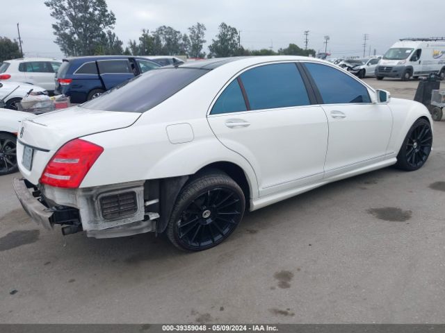 Photo 3 VIN: WDDNG7BB8AA325991 - MERCEDES-BENZ S 