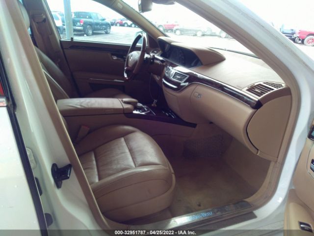 Photo 4 VIN: WDDNG7BB8AA341673 - MERCEDES-BENZ S-CLASS 