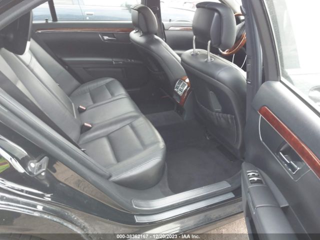 Photo 7 VIN: WDDNG7BB9AA294928 - MERCEDES-BENZ S 550 