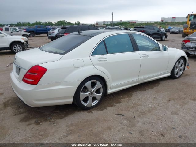 Photo 3 VIN: WDDNG7BBXAA338886 - MERCEDES-BENZ S 550 