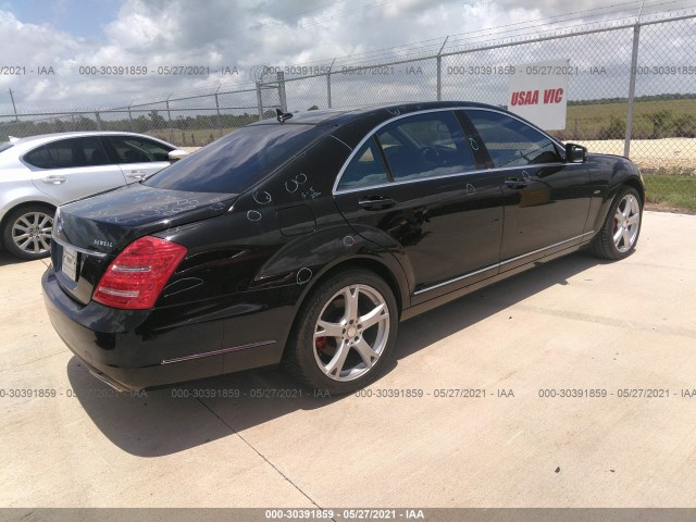 Photo 3 VIN: WDDNG7DB0CA420786 - MERCEDES-BENZ S-CLASS 