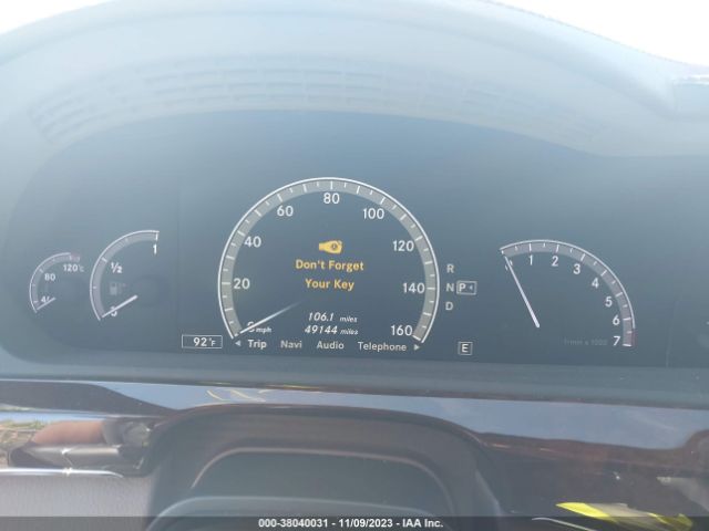 Photo 6 VIN: WDDNG7DB1CA432381 - MERCEDES-BENZ S 550 